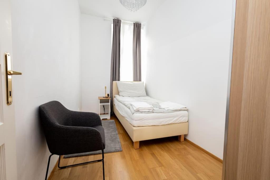 Orestaliving- 3Br On The Daube Canal/Friedensbruecke Wien Exterior foto